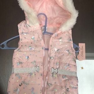 Kids size 6 vest. Brand new, beautiful vest.